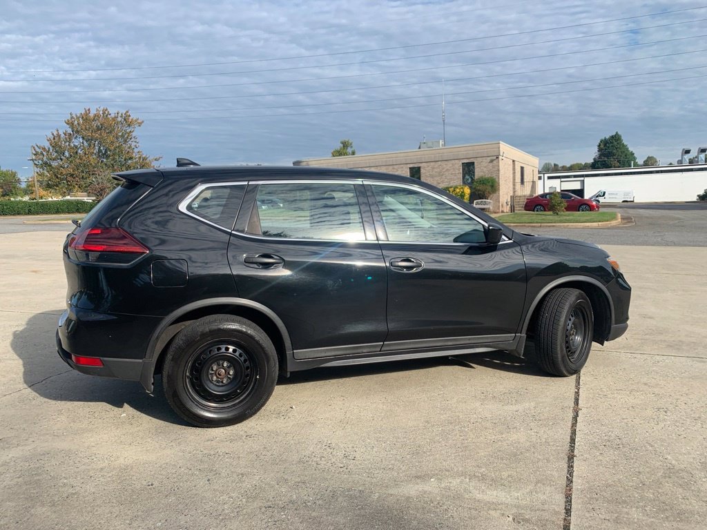Used 2018 Black Nissan S image 15