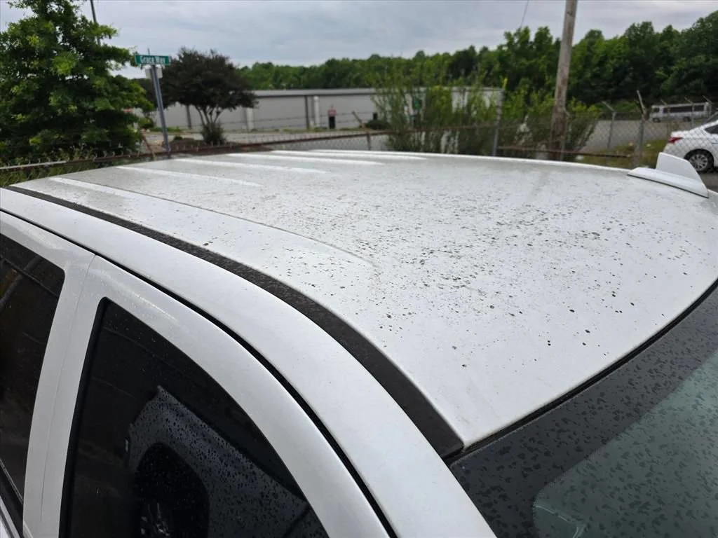 Used 2018 WHITE FROST TRICOAT GMC Denali image 11