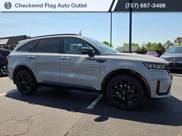 Used 2022 Wolf Gray Kia SX-Prestige image 10