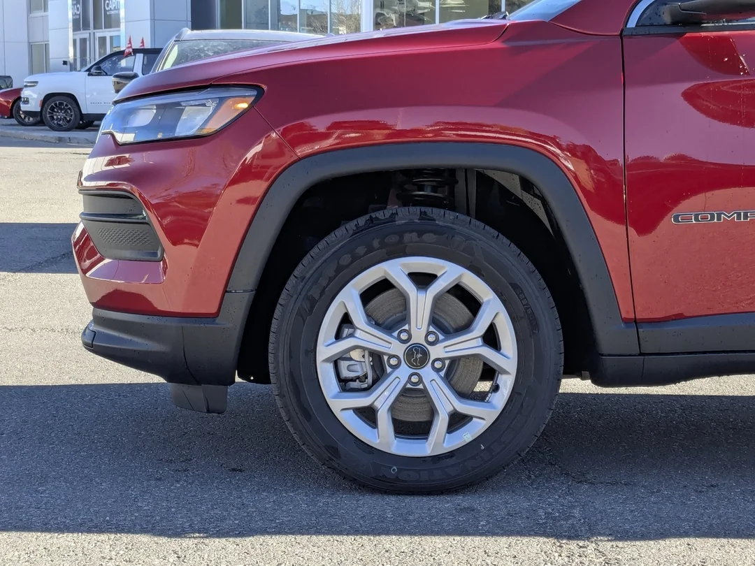 New 2026 Red Jeep North - - 4x4 - Panoramic Sunroof - Alpine Audio - Adaptive Cruise - Power Liftgate & More! image 9