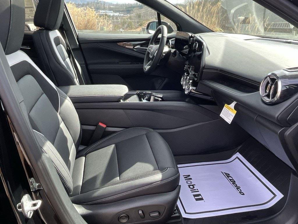 2025 Chevrolet Blazer EV LT - Photo 25