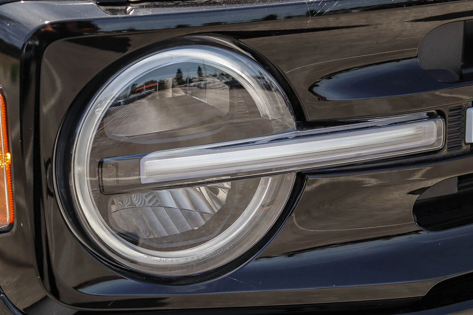 New 2026 Shadow Black Ford Outer Banks image 4