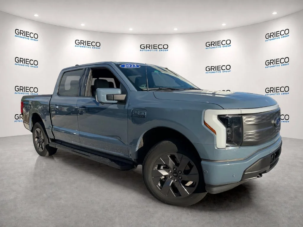 Used 2023 Gray Ford Lariat image 1