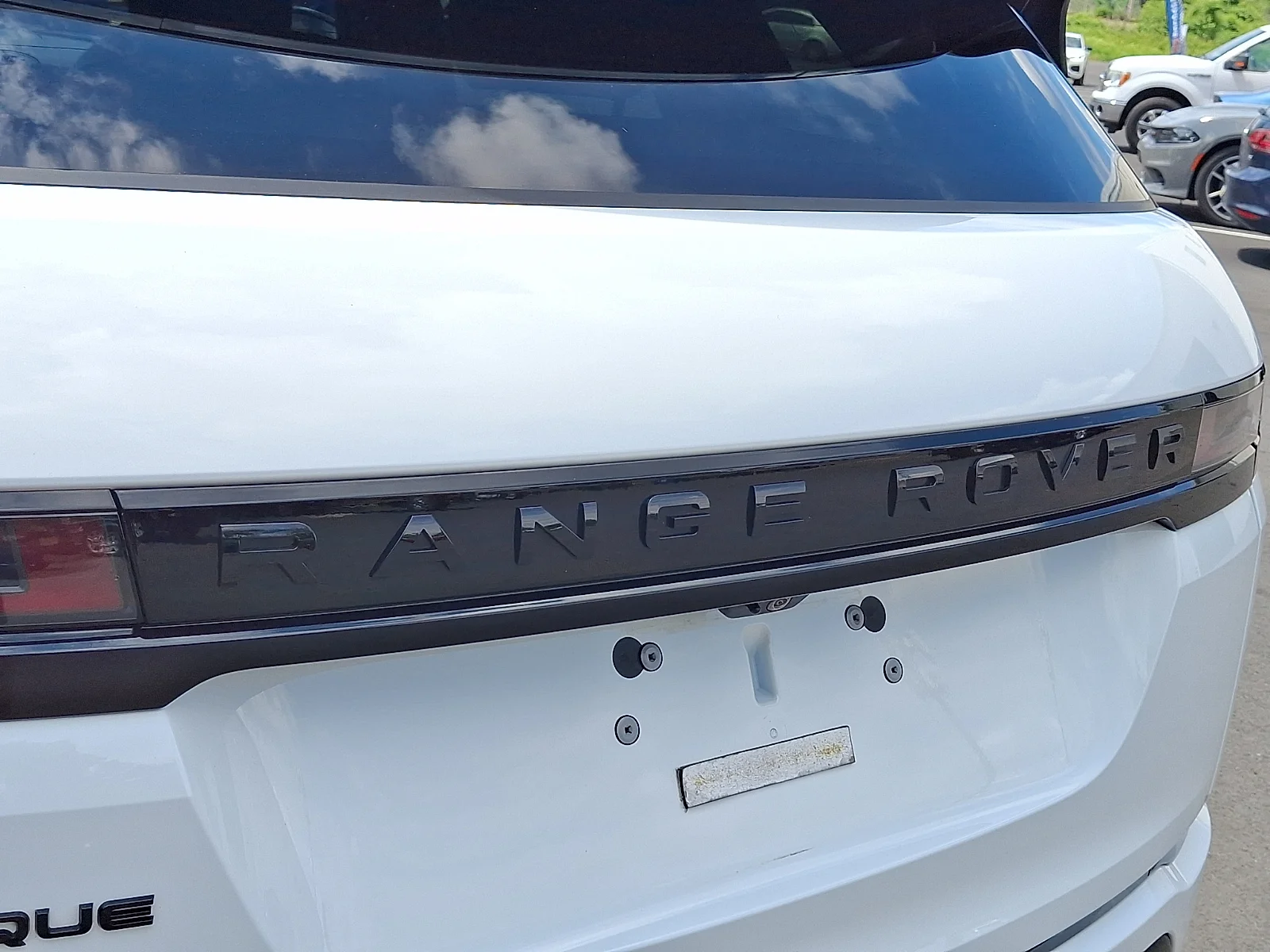 Certified Used 2026 Fuji White Land Rover S image 29