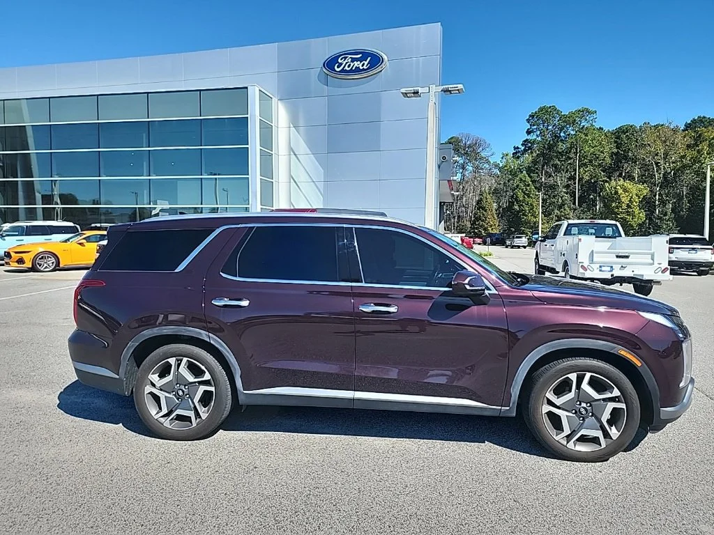 Used 2024 Burgundy Hyundai SEL image 6