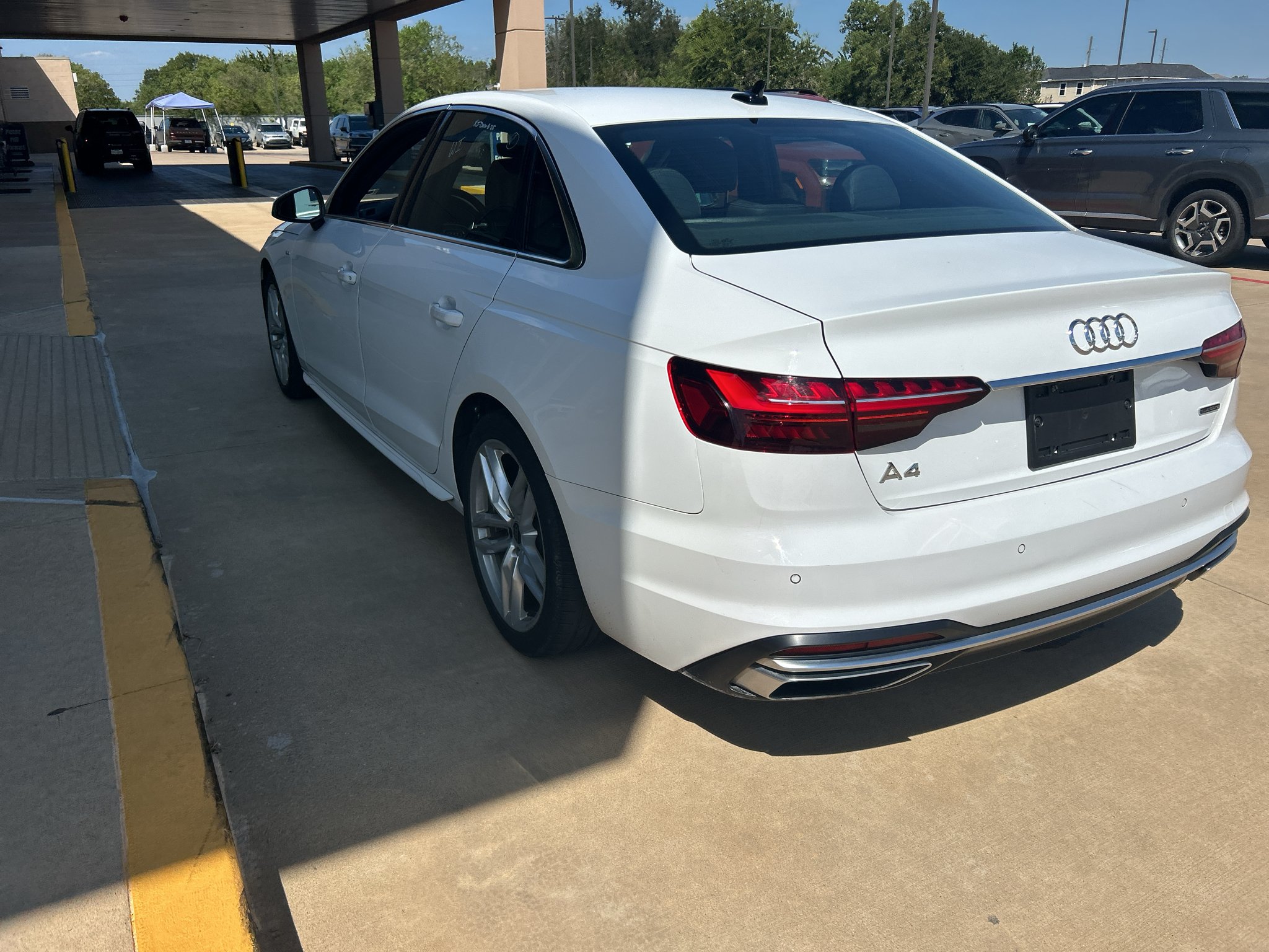Used 2024  Audi S line Premium Plus image 8
