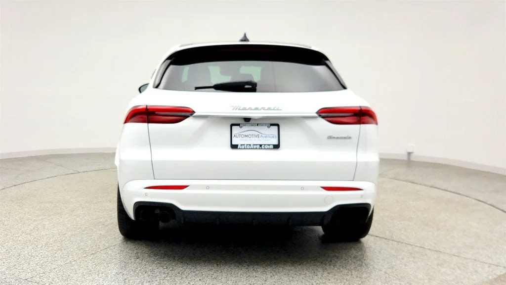 Used 2023 Bianco Maserati Modena AWD image 6