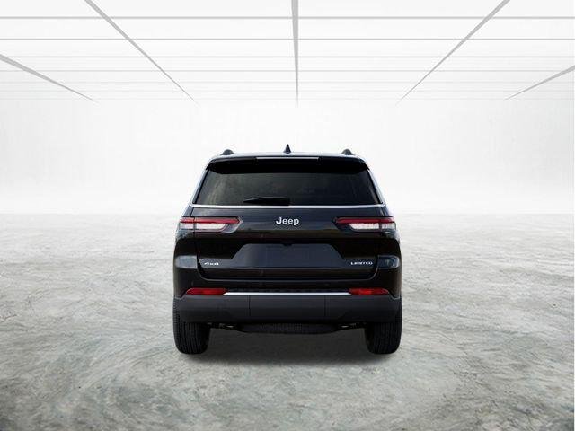 New 2026 Diamond Black Crystal Pearl-Coat Exterior Paint Jeep Limited image 8