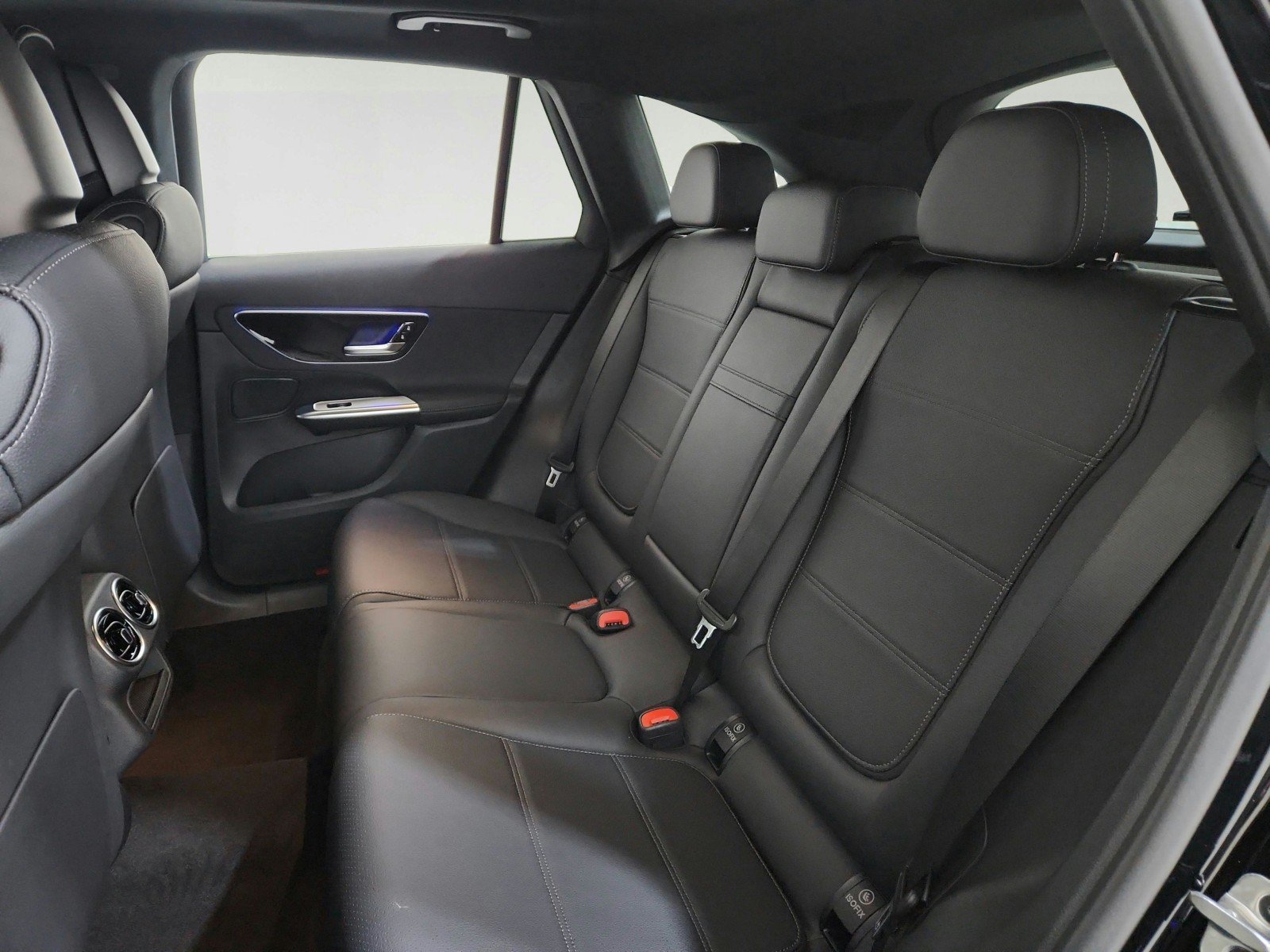 Certified Used 2026 Black Mercedes-Benz GLC 300 image 18