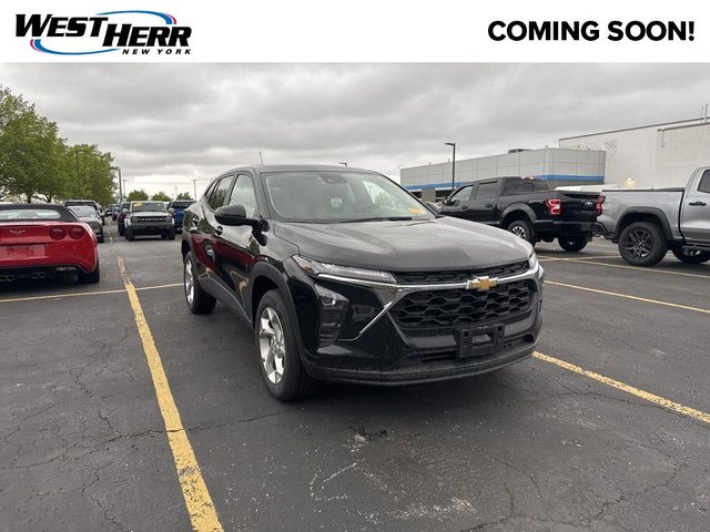 2025 Chevrolet Trax LS