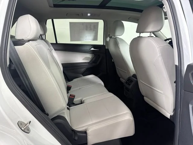 Used 2019 White Volkswagen 2.0T SEL image 5