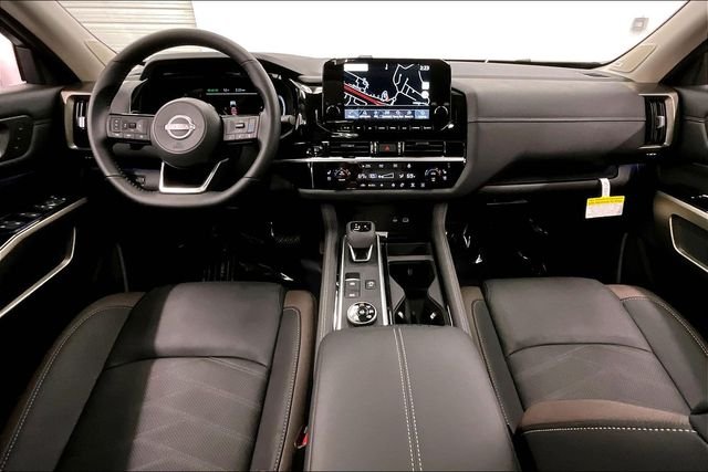 New 2025 Everest White Pearl Tricoat Nissan Platinum image 5