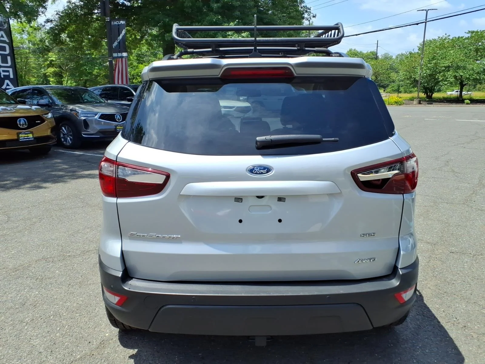 Used 2019 Silver Ford SES image 9