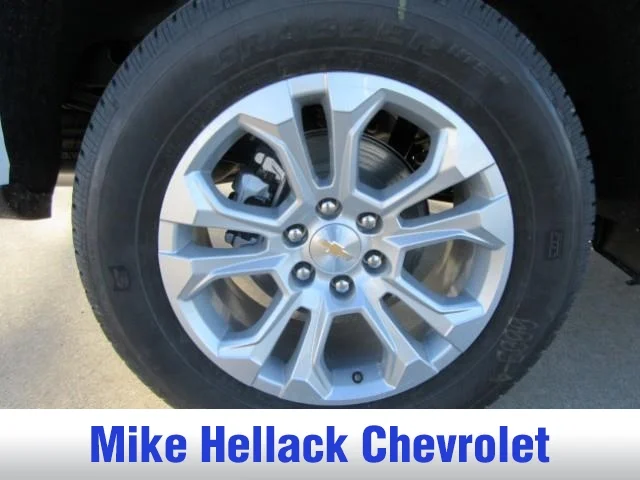 2026 Chevrolet Silverado 1500 LTZ - Photo 9