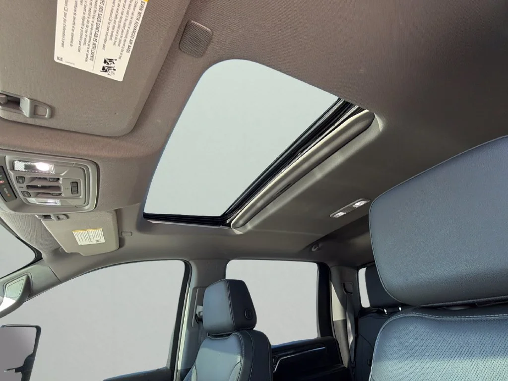 Used 2025 Black Chevrolet LTZ image 27
