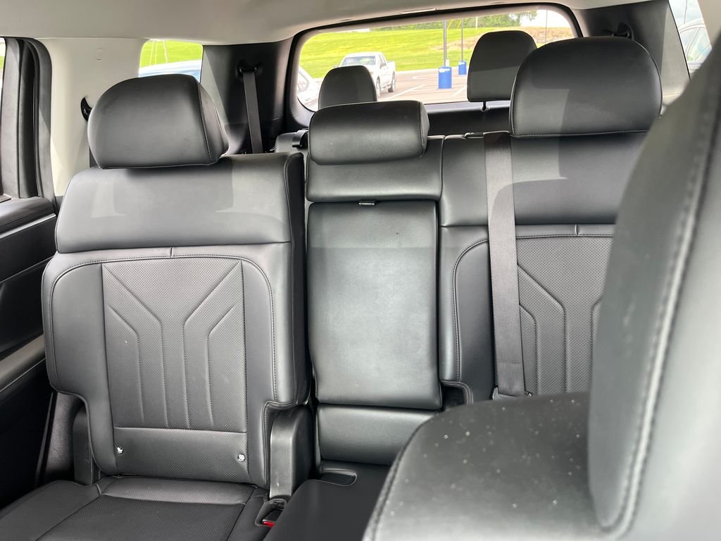 Used 2024 Silver Hyundai XRT image 13