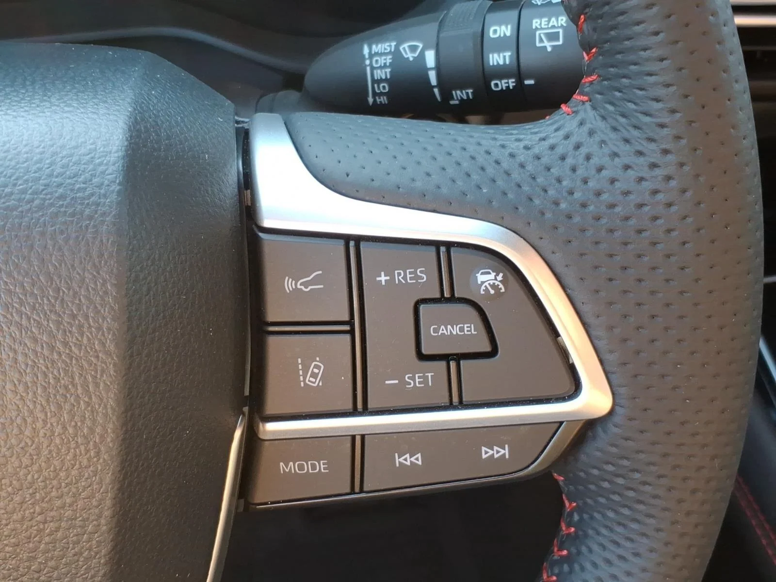 Used 2025 Cement Toyota XSE image 16