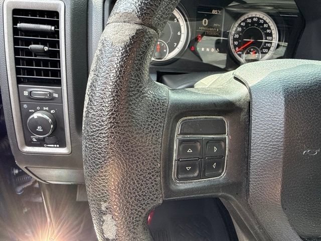 Used 2016 Blue Streak Pearlcoat Ram Express image 20
