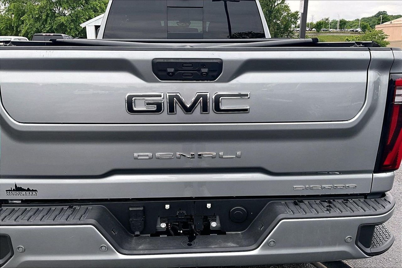 2025 GMC Sierra 3500HD Denali - Photo 27