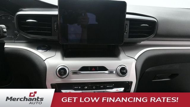 2023 Ford Explorer XLT - Photo 18