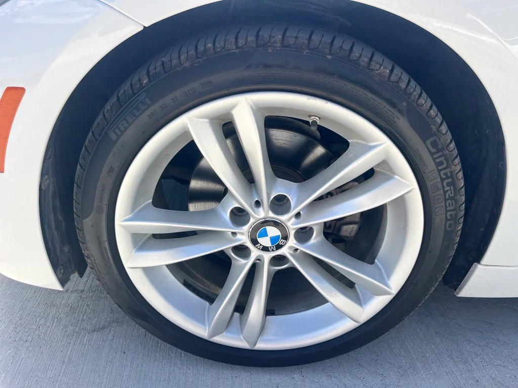 Used 2016 White BMW 320i image 9