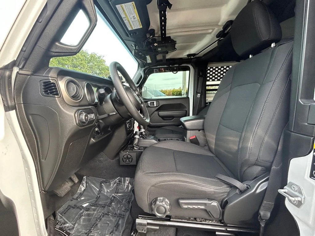 Certified Used 2022 Bright White Clearcoat Jeep Willys image 11