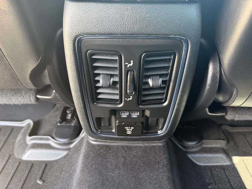 Certified Used 2022 White Jeep Limited image 25