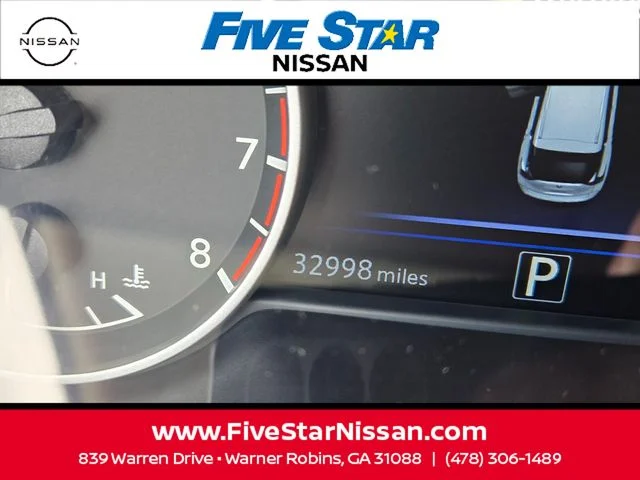 Used 2024 Black Nissan Platinum image 29