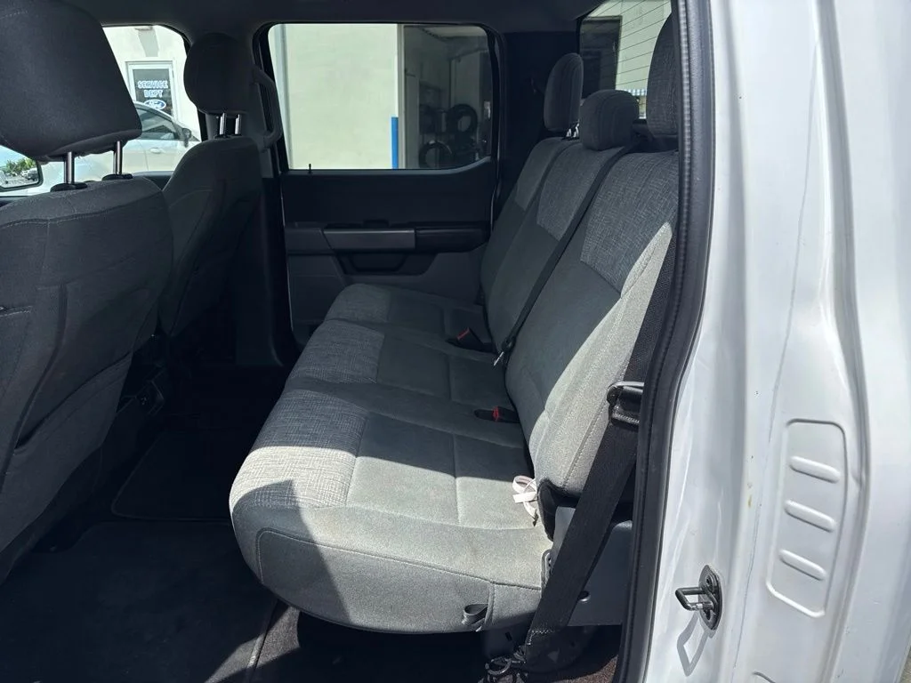Used 2021 Oxford White Ford XLT image 28