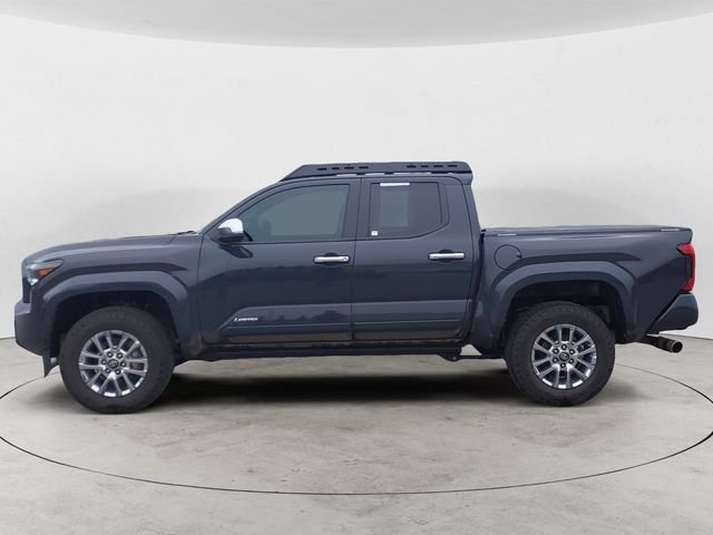 Certified Used 2024  Toyota Limited image 2