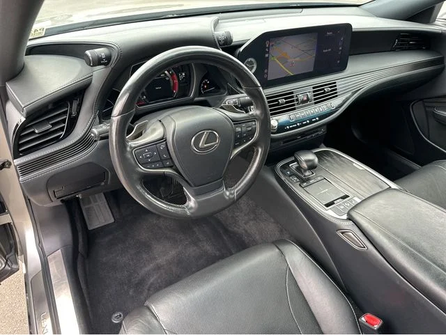 2022 Lexus LS Base - Photo 12