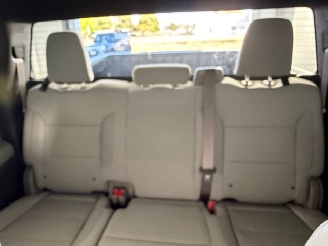 Certified Used 2022 TITANIUM RUSH METALLIC GMC SLE image 43
