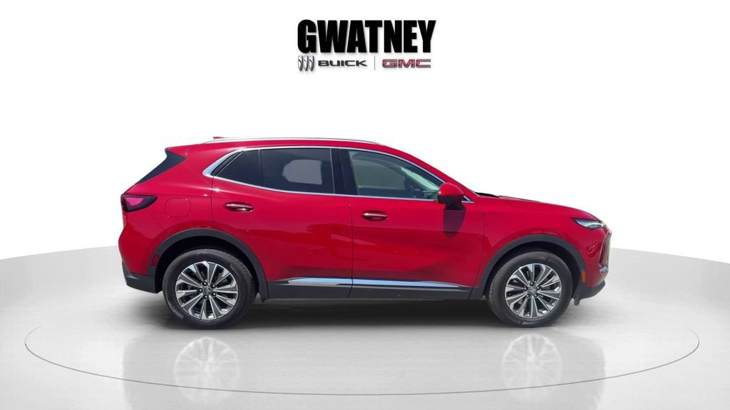 Used 2025 Brilliant Red Buick Preferred image 4