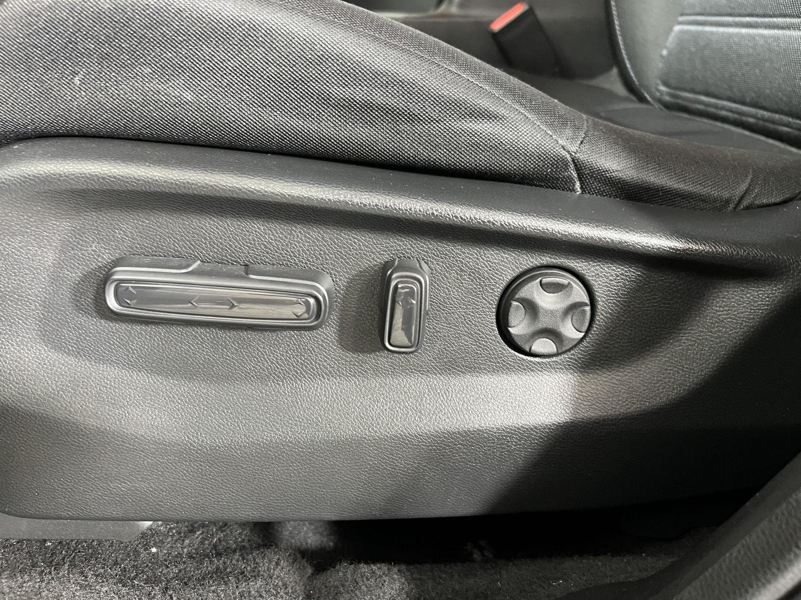 Used 2019 Crystal Black Pearl Honda EX image 15