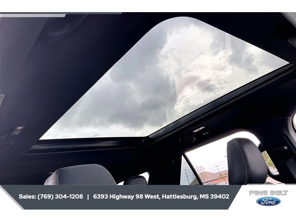 New 2026 Vapor Blue Metallic Ford Tremor® image 16