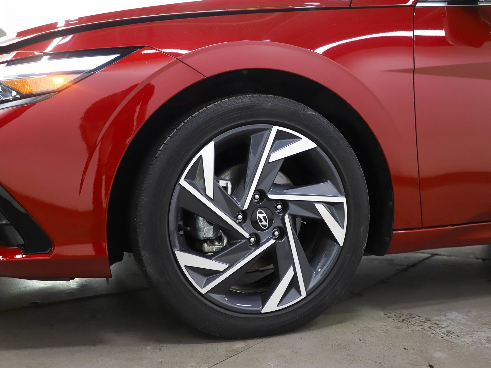 Certified Used 2025 Ultimate Red Hyundai SEL Convenience IVT image 27