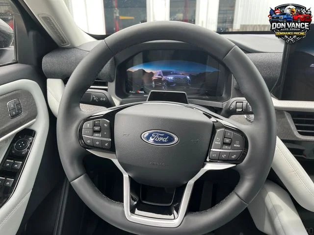 New 2026 Carbonized Gray Metallic Ford Platinum™ image 14