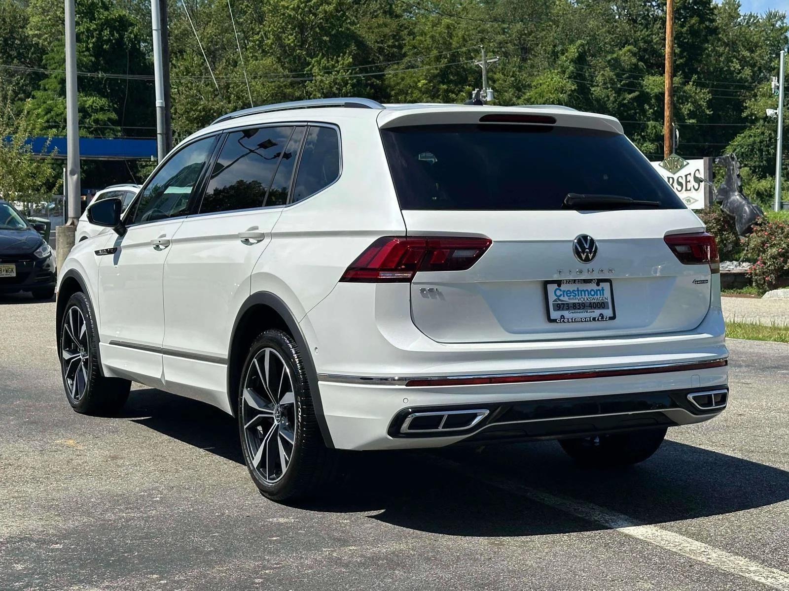 Certified Used 2023 Opal White Pearl Volkswagen SEL R-Line image 4