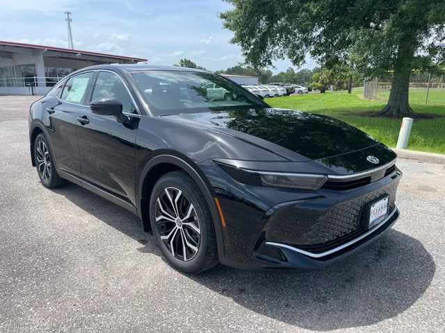 New 2026 Toyota Toyota Crown XLE AWD 4D Sedan