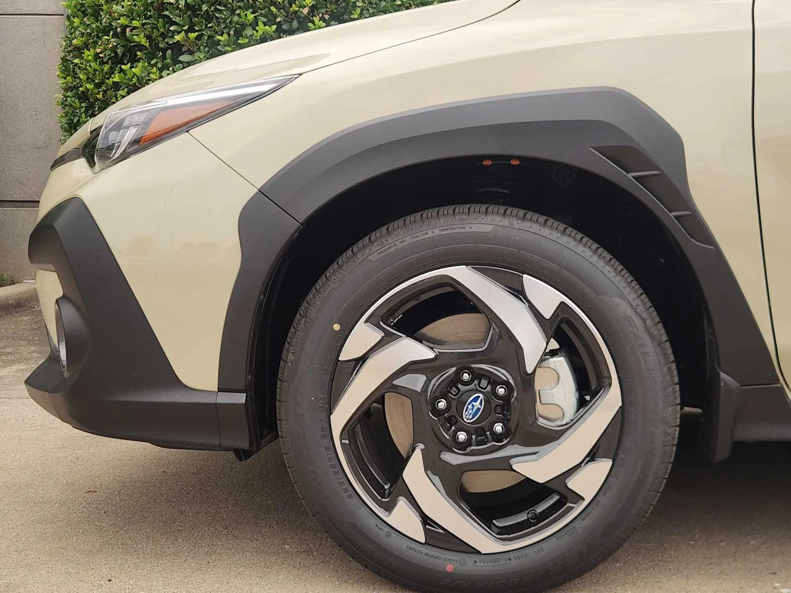 New 2026 SAND DUNE PEARL Subaru Limited Hybrid image 7