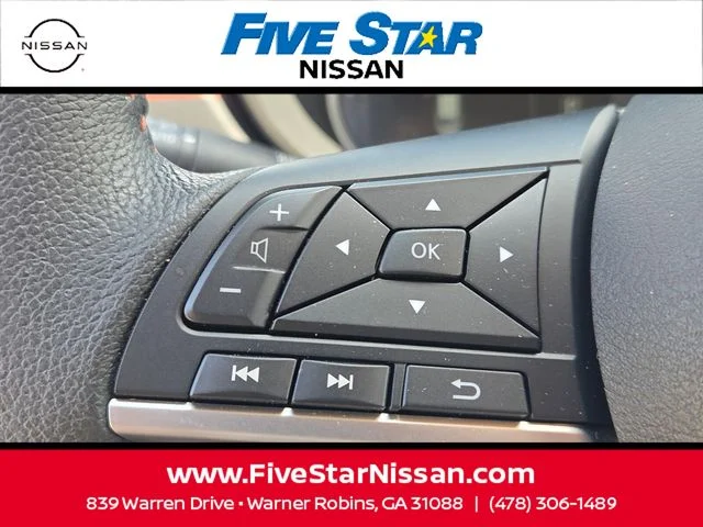 Used 2025 White Nissan 1.6 SR image 25