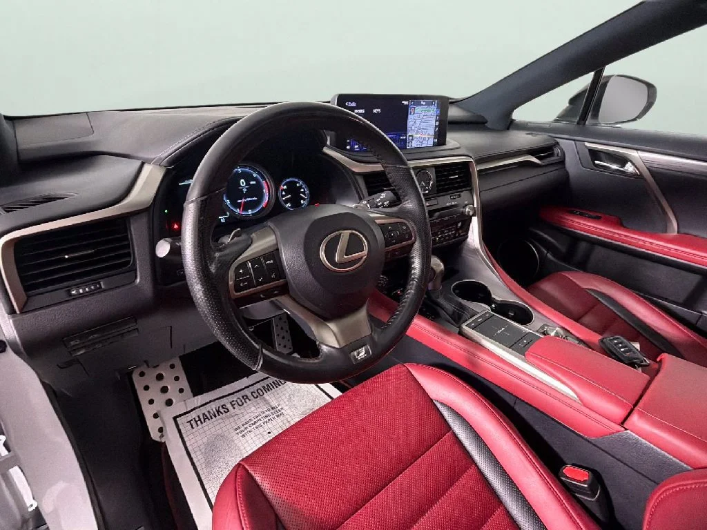Used 2022 White Lexus F SPORT Handling image 18