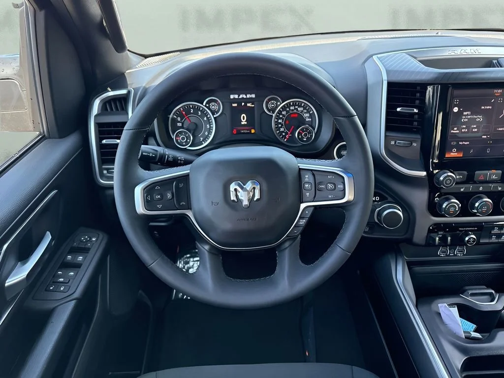 Used 2025  Ram Big Horn image 13