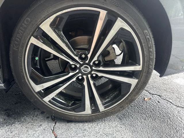 Used 2023 Gray Nissan SR image 32