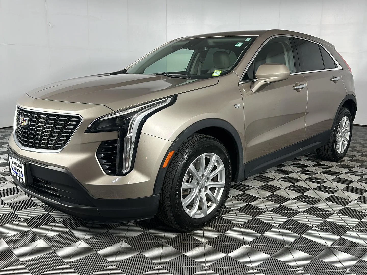 Used 2023 Latte Metallic Cadillac FWD Luxury image 3