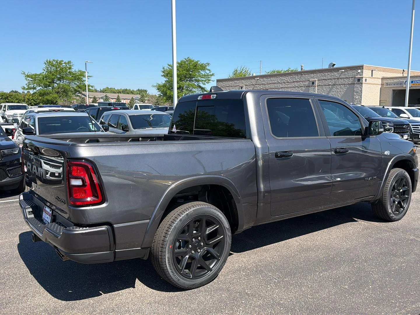New 2026 Granite Crystal Metallic Clear-Coat Exterior Paint RAM Laramie image 7