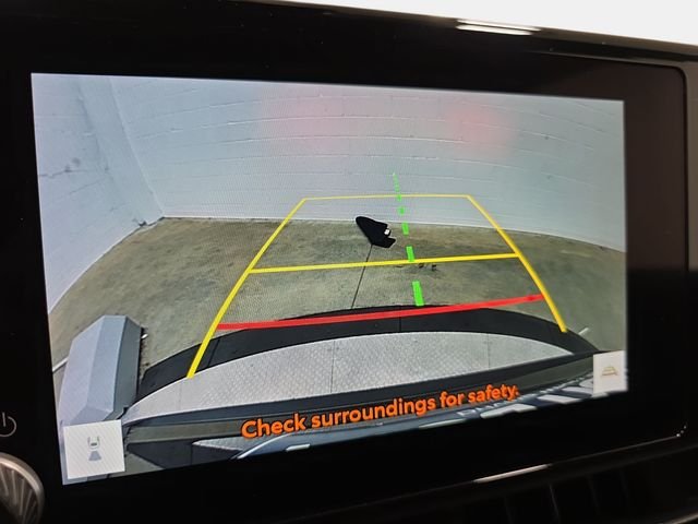 Certified Used 2025  Toyota XLE image 20