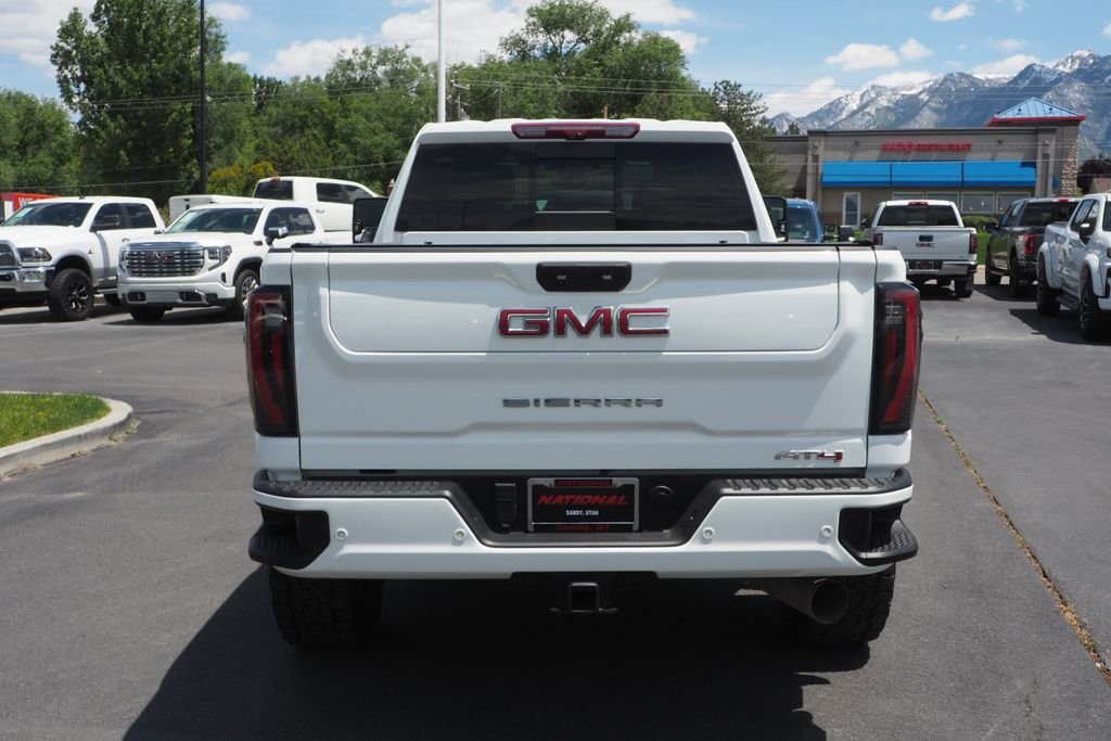 Used 2024 White GMC AT4 image 6