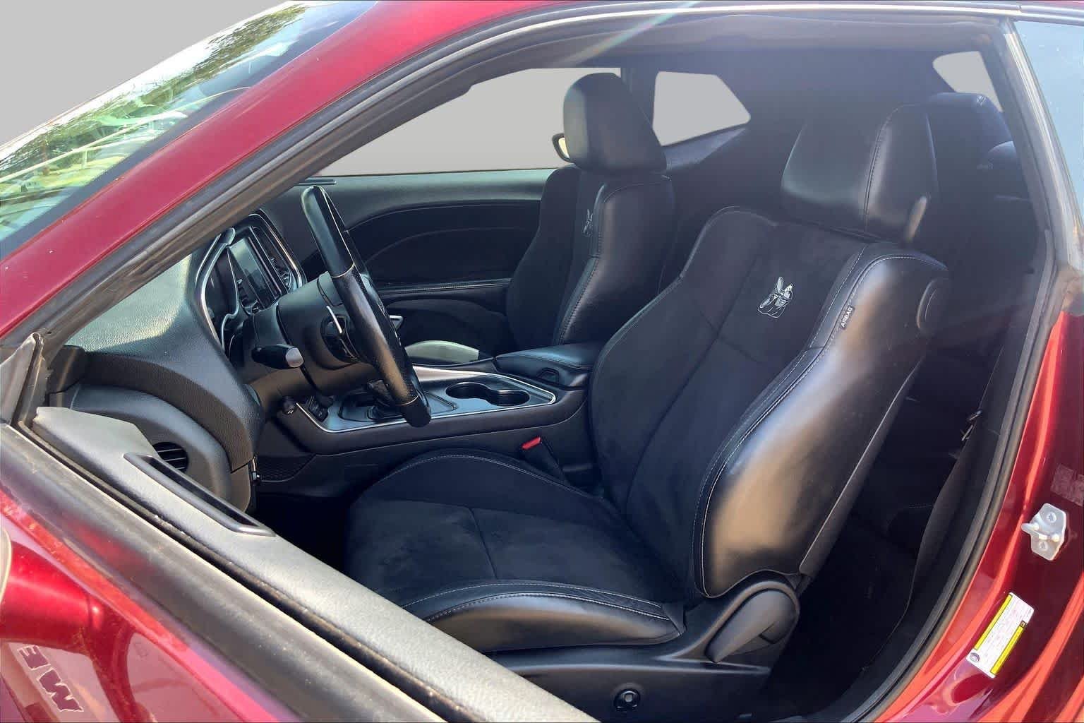 Used 2018 Octane Red Pearlcoat Dodge R/T Scat Pack image 8