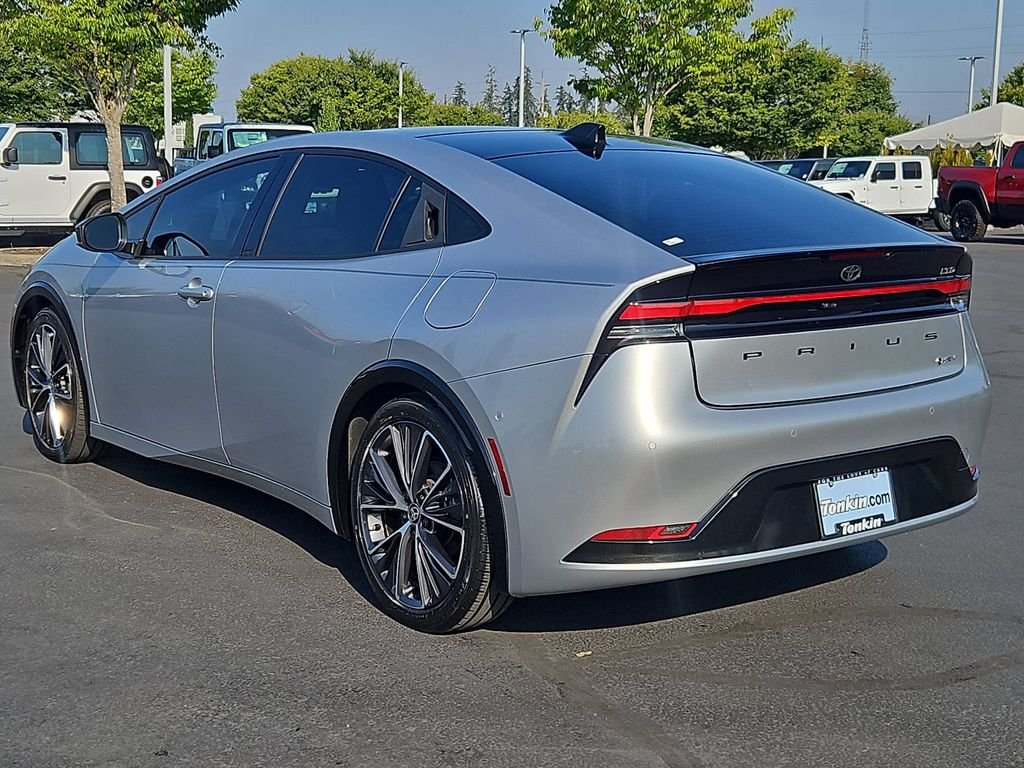 Used 2024 Cutting Edge Toyota Limited image 4